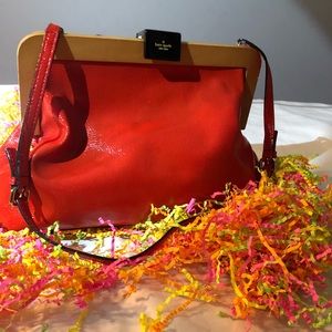 Kate Spade ♠️ Red Wood Trim Purse